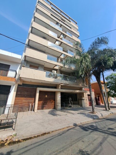 Vta. Depto. Mendoza entre Roca y Olaechea. 7mo Piso. ¡Zona Parque!