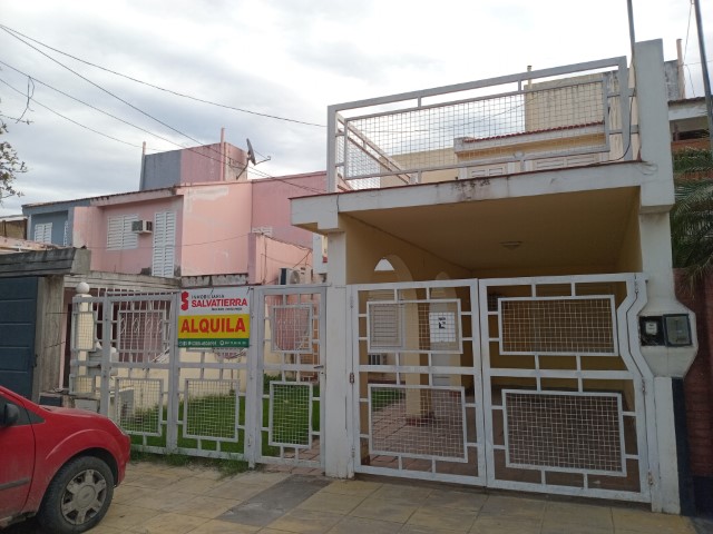 ¡Alq. Dúplex 3 Dormitorios – B° Jardín – Independencia al 3000!