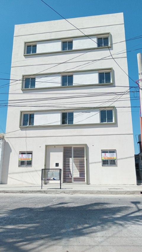Alq. Departamento 1 Dormitorio zona U.N.S.E – Castelli al 200 – Planta Baja