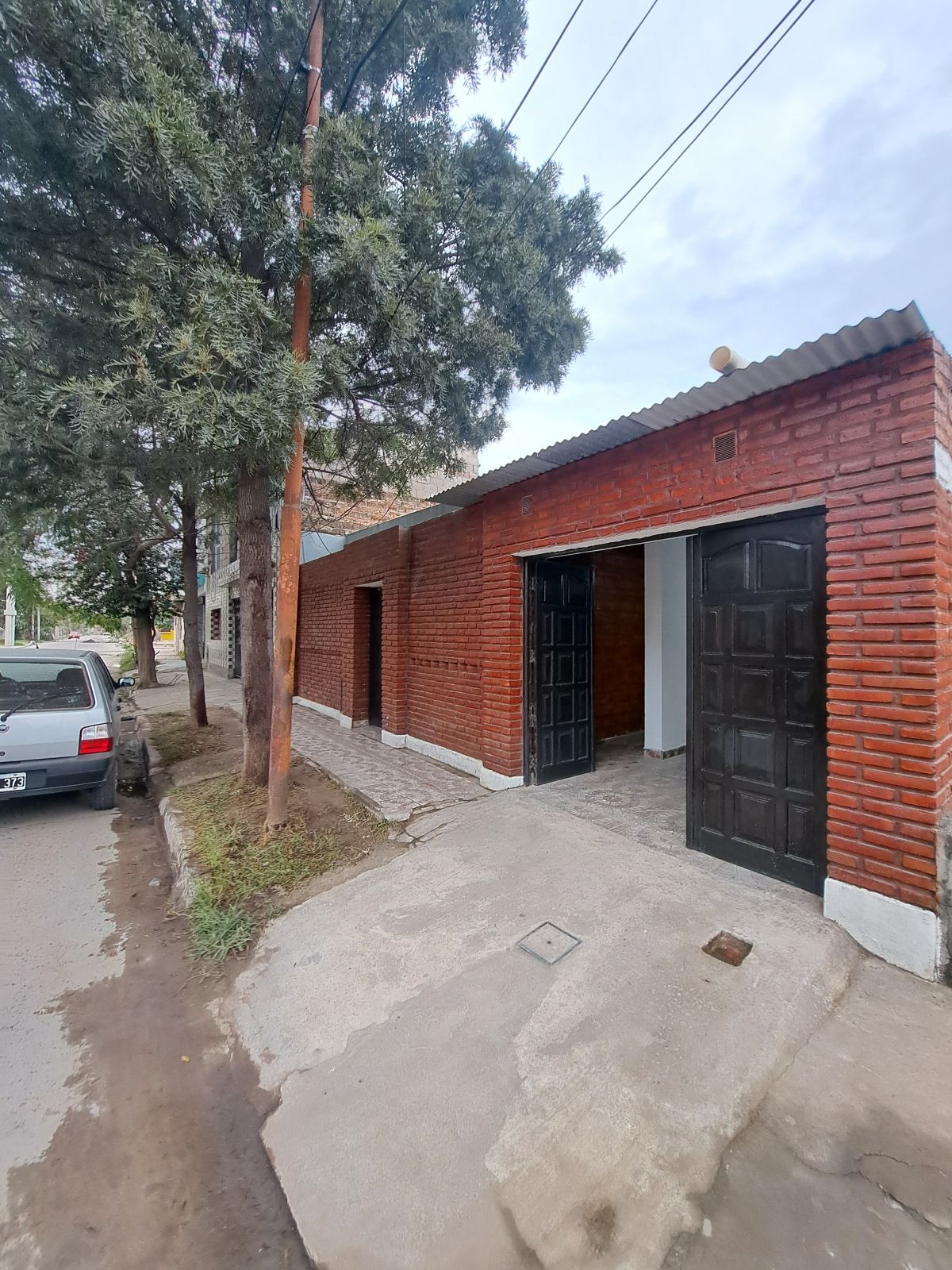 Vta. Cómoda Casa 3 Dormitorios – B° Reconquista – Juncal al 800